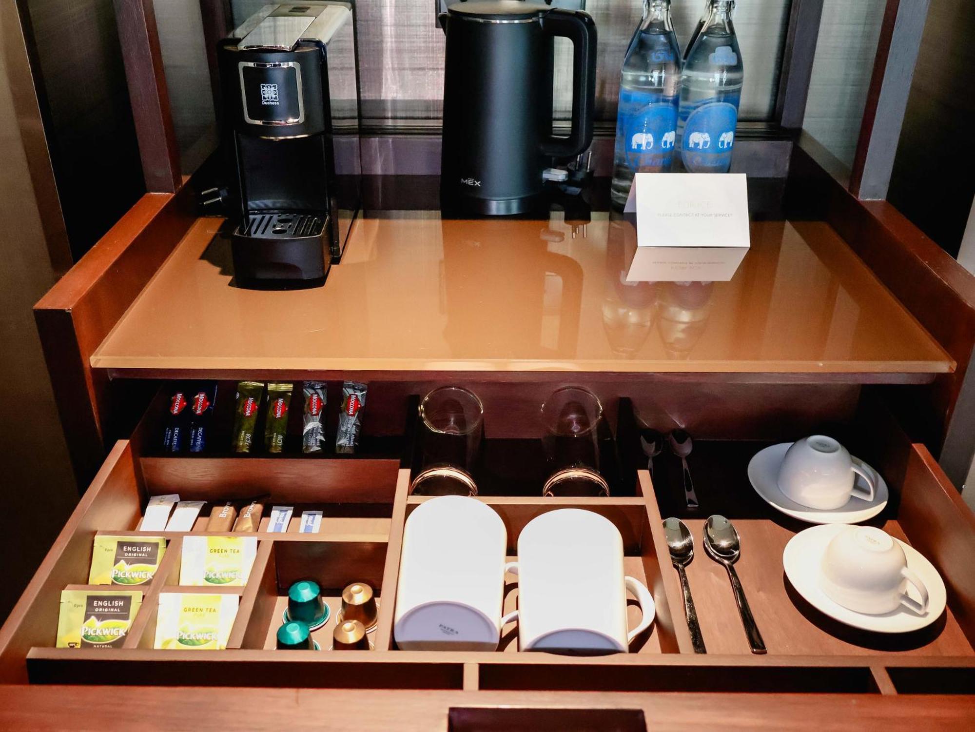 Courtyard By Marriott Bangkok Suvarnabhumi Airport Luaran gambar